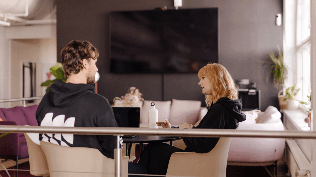 Integrata® AI tuo tekoälyn HR:n työkaveriksi.